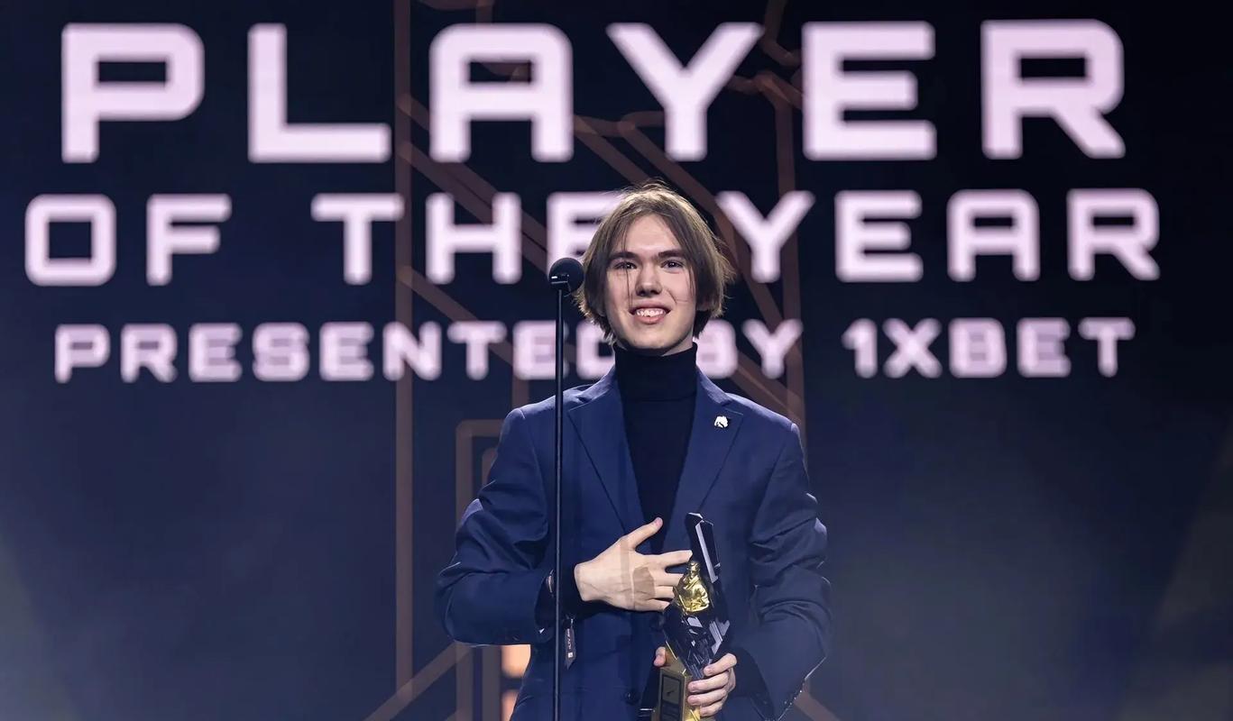 【战报】TES 3-0 iG：双C完美表现帮助队伍挺进决赛