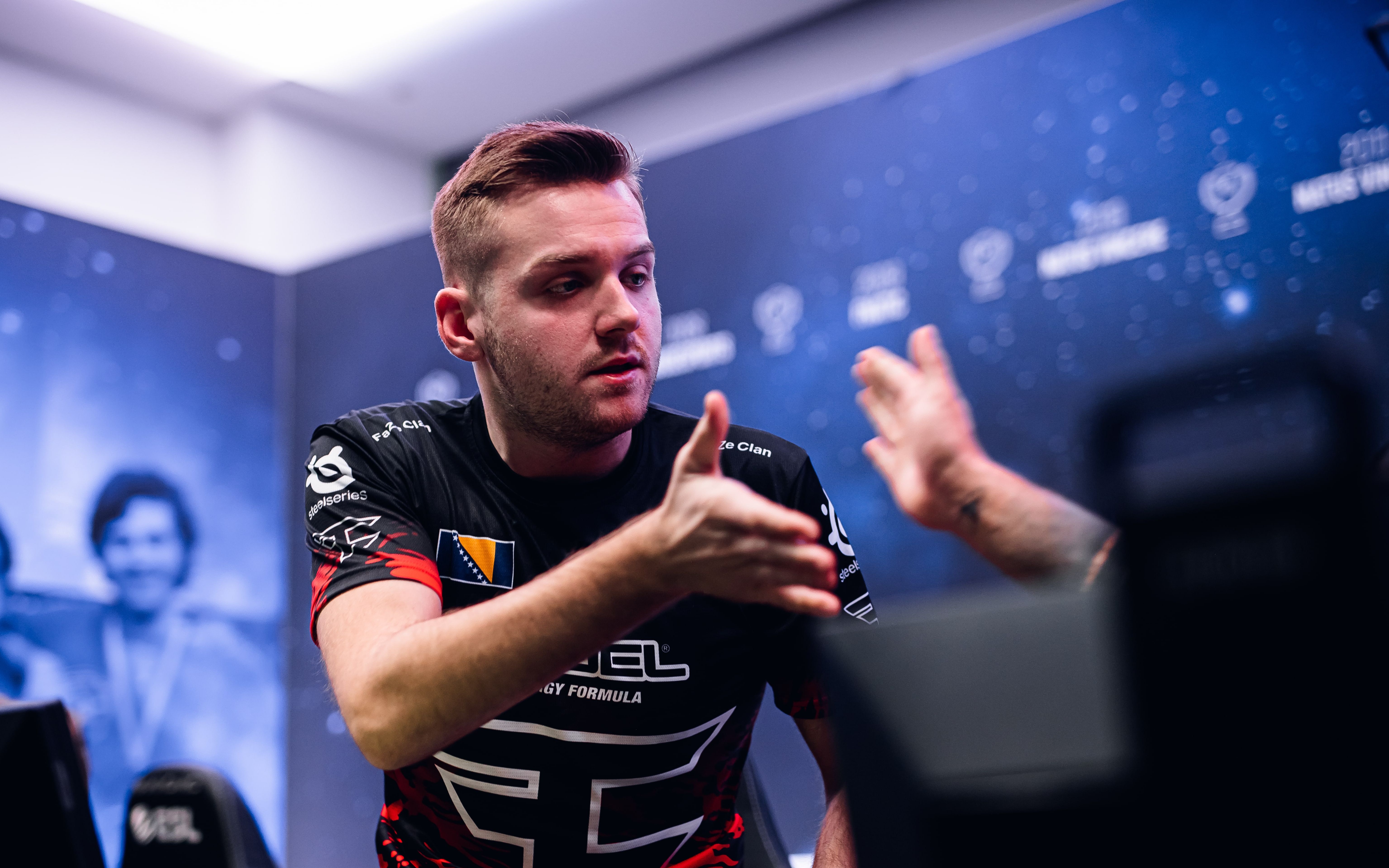 FaZe 晋级第三阶段，而 FlyQuest 被淘汰出 StarLadder 布达佩斯 Major 2025