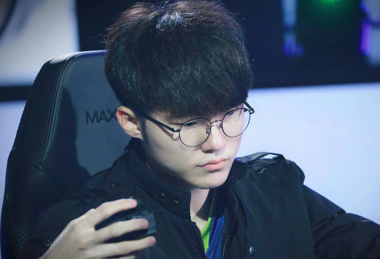 【赛后战报】耻辱的八连败！NIP不敌LGD全败收官组内赛